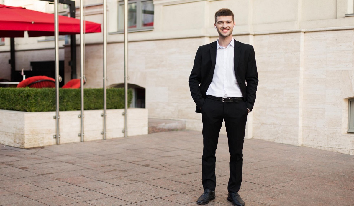 Ide Outfit Untuk Acara Formal Yang Tetap Nyaman Dipakai